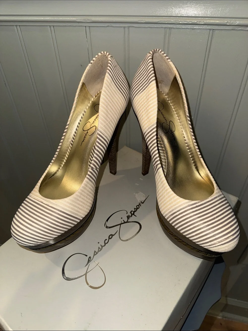 Jessica Simpson Colie Sand Striped Platform Heel - Size 8.